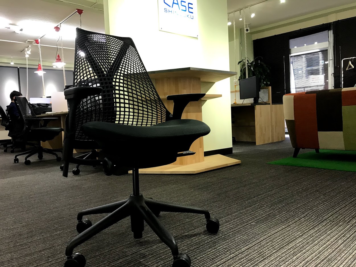 【HermanMiller Sayl Chairs 】ハーマンミラー セイルチェアで快適に作業しましょう！ – CASE Shinjuku
